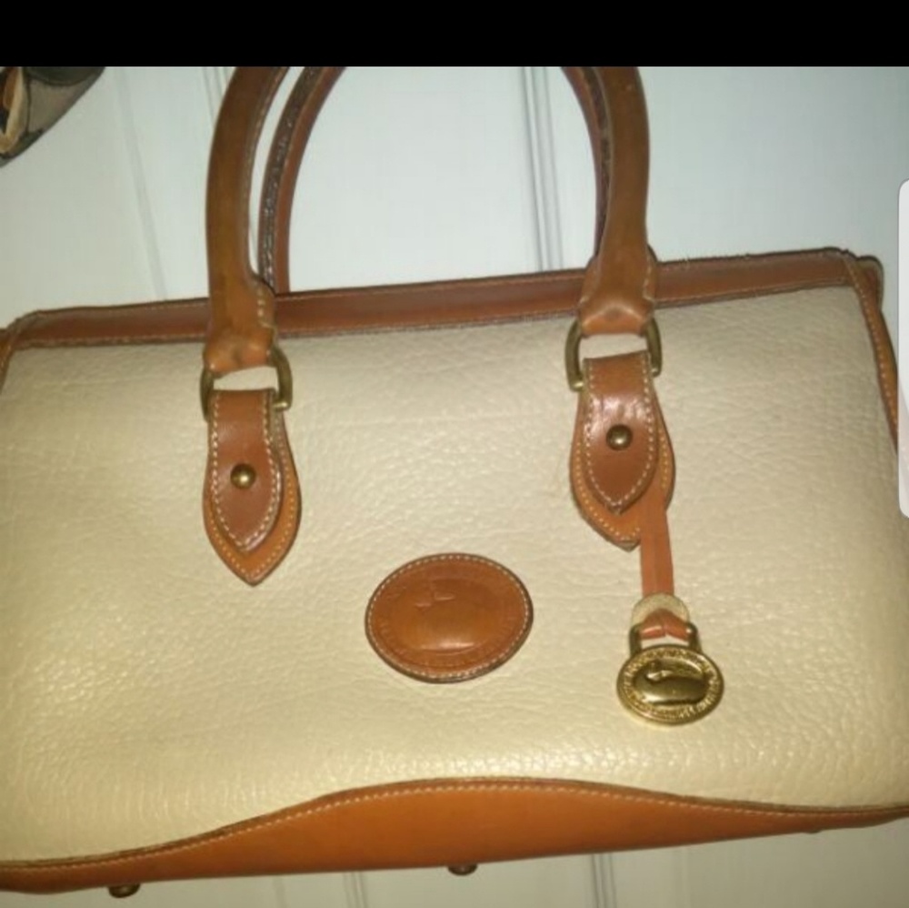 Dooney Bourke